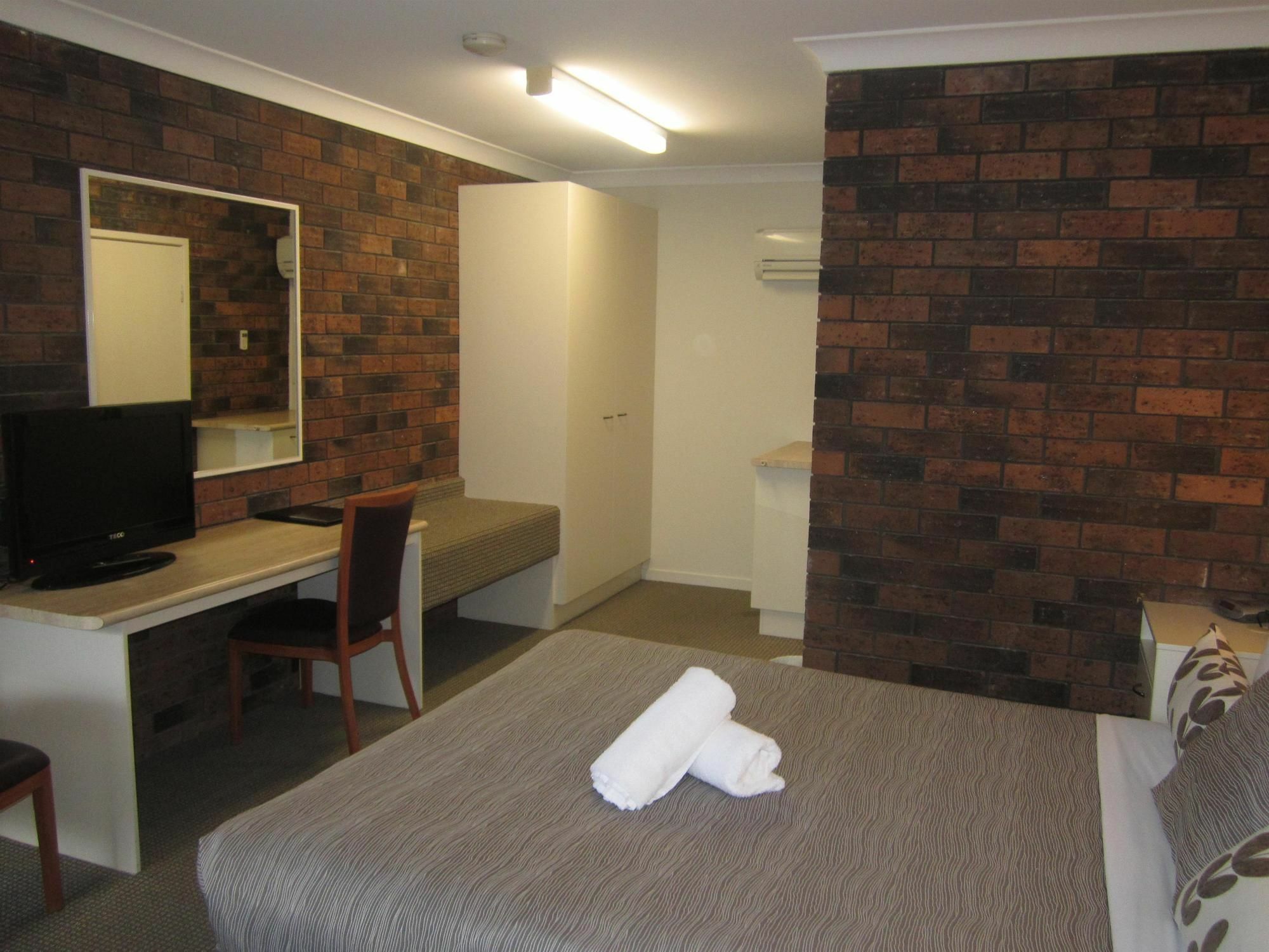 Best Western Parkside Motor Inn Κοφς Χάρμπουρ Εξωτερικό φωτογραφία